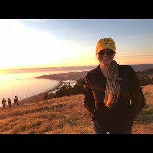 Meet your Posher, Briana